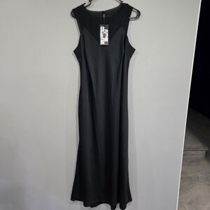 🐢 Future Collective Women's Sleeveless Maxi Dress Black Size M